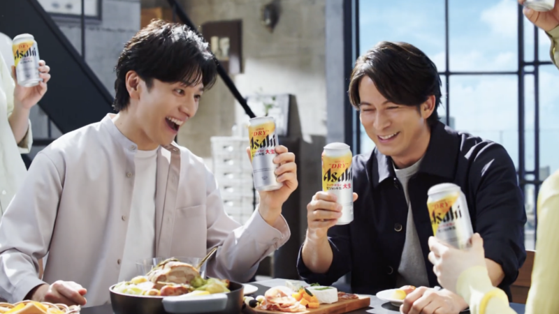 アサヒスーパードライ TVCM 「生ジョッキ缶 びっくりするほど生！」篇